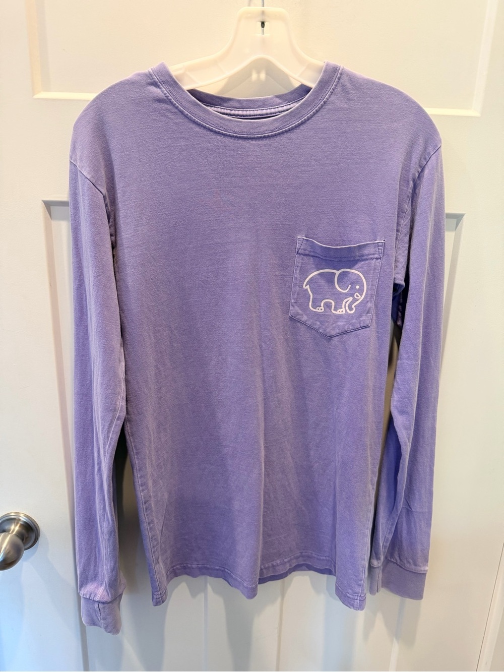 Ivory Ella Lavender Long Sleeve Pocket Tee Women’s Small Elephant Logo Shirt